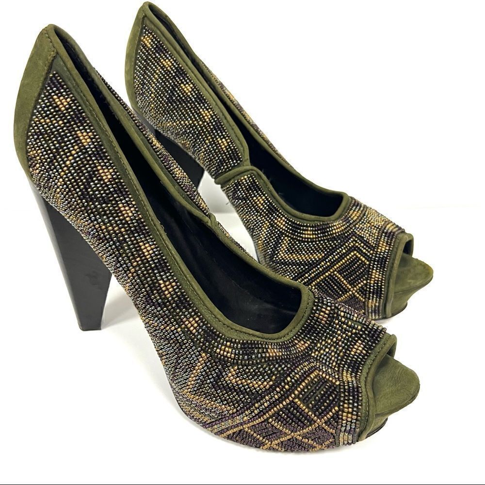 Donald J Pliner Ceci beaded green suede peep toe platform heels.  6.5